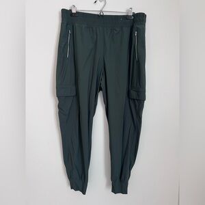 Old Navy High-Waisted SleekTech Cargo Joggers Size LP